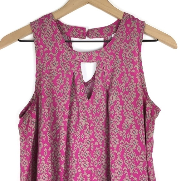 XHILARATION Top Sleeveless Keyhole High Neck V Cut Out Boho Southwestern Medium - Picture 3 of 9